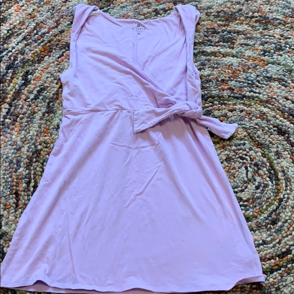 Athleta XS top. FREE w/NWT purchase.